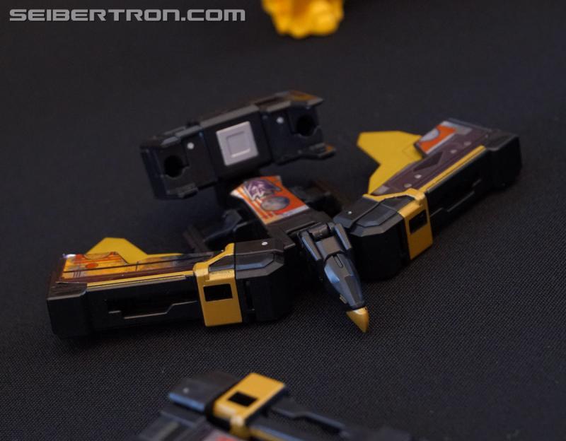 SDCC 2018: Bumblebee Movie Target exclusive products - Transformers Event: DSC06134a