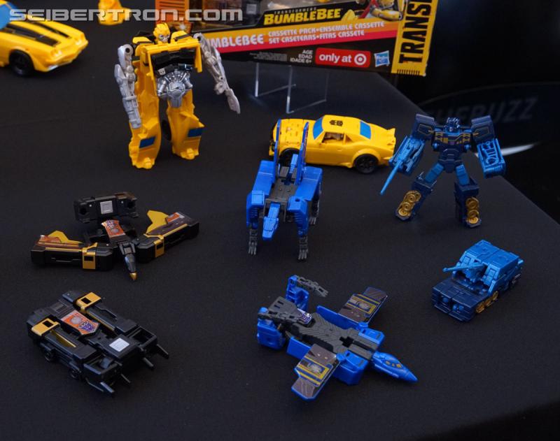 SDCC 2018: Bumblebee Movie Target exclusive products - Transformers Event: DSC06135a