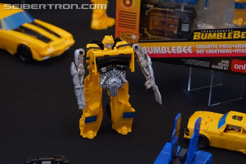 SDCC 2018: Bumblebee Movie Target exclusive products - Transformers Event: DSC06138