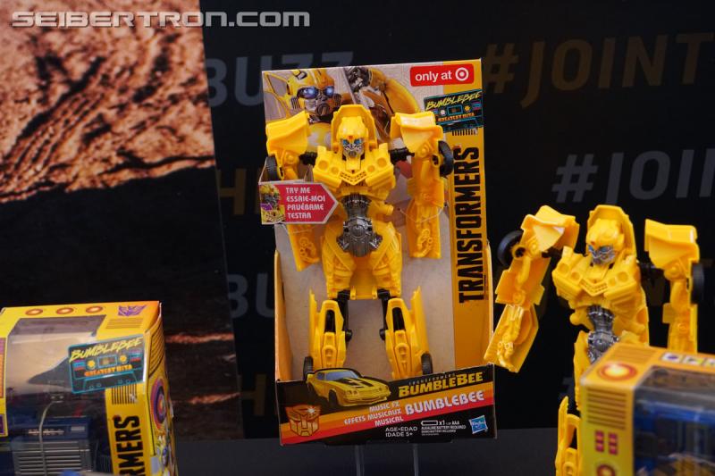 SDCC 2018: Bumblebee Movie Target exclusive products - Transformers Event: DSC06151