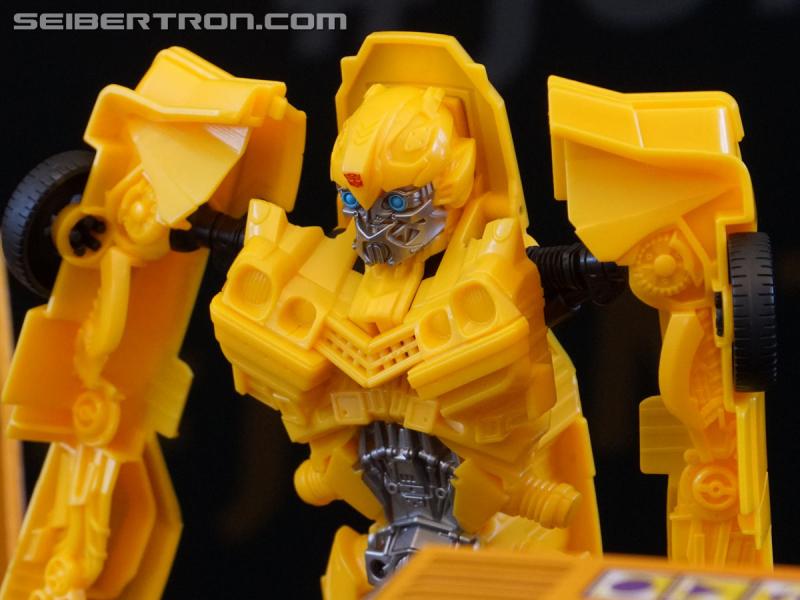 SDCC 2018: Bumblebee Movie Target exclusive products - Transformers Event: DSC06152b