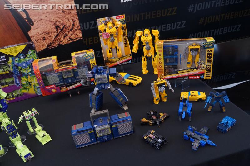 SDCC 2018: Bumblebee Movie Target exclusive products - Transformers Event: DSC06211