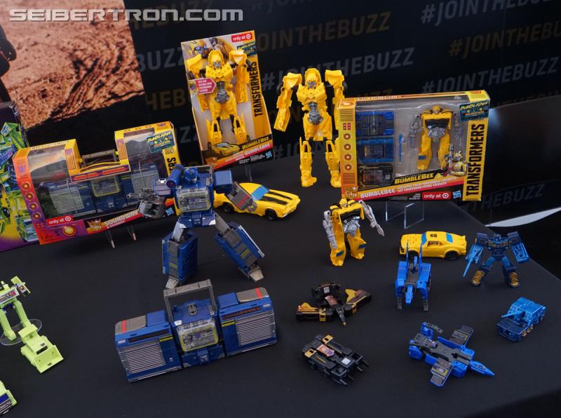 SDCC 2018: Bumblebee Movie Target exclusive products - Transformers Event: DSC06211a