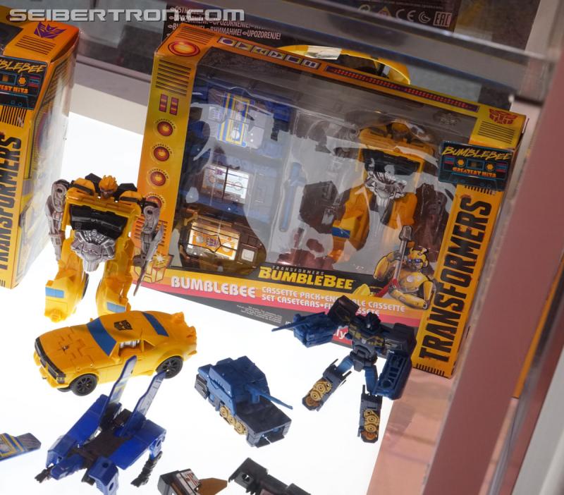 SDCC 2018: Bumblebee Movie Target exclusive products - Transformers Event: DSC06328