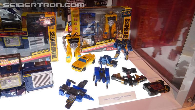 SDCC 2018: Bumblebee Movie Target exclusive products - Transformers Event: DSC06388