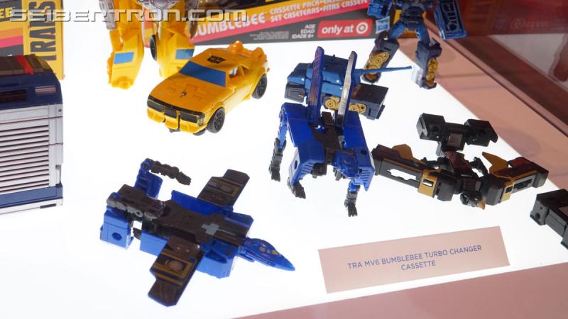 SDCC 2018: Bumblebee Movie Target exclusive products - Transformers Event: DSC06390