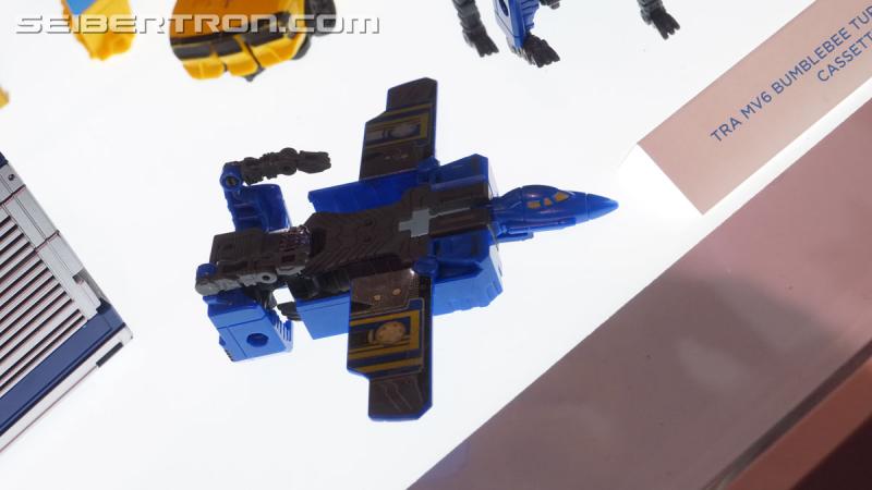 SDCC 2018: Bumblebee Movie Target exclusive products - Transformers Event: DSC06394