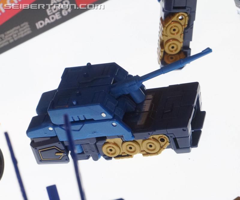 SDCC 2018: Bumblebee Movie Target exclusive products - Transformers Event: DSC06395a