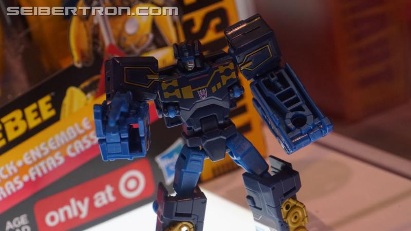 SDCC 2018: Bumblebee Movie Target exclusive products - Transformers Event: DSC06397