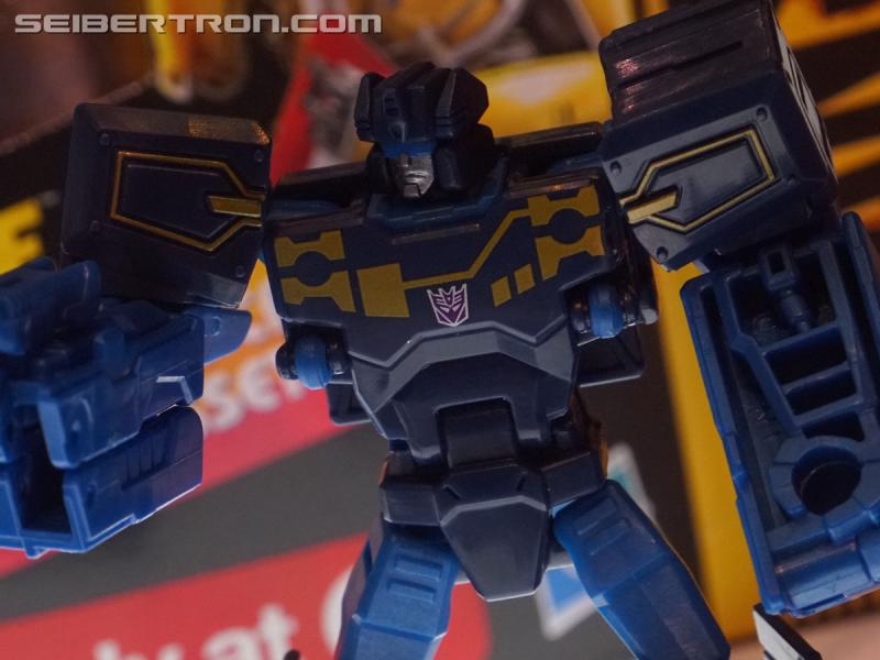 SDCC 2018: Bumblebee Movie Target exclusive products - Transformers Event: DSC06398b