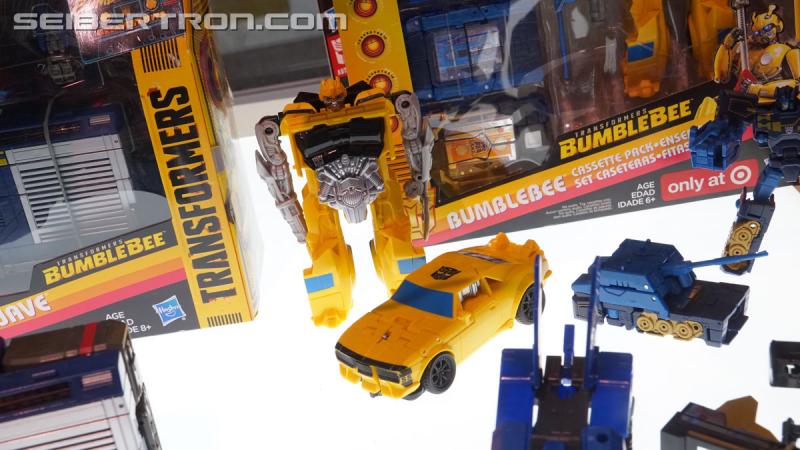 SDCC 2018: Bumblebee Movie Target exclusive products - Transformers Event: DSC06400