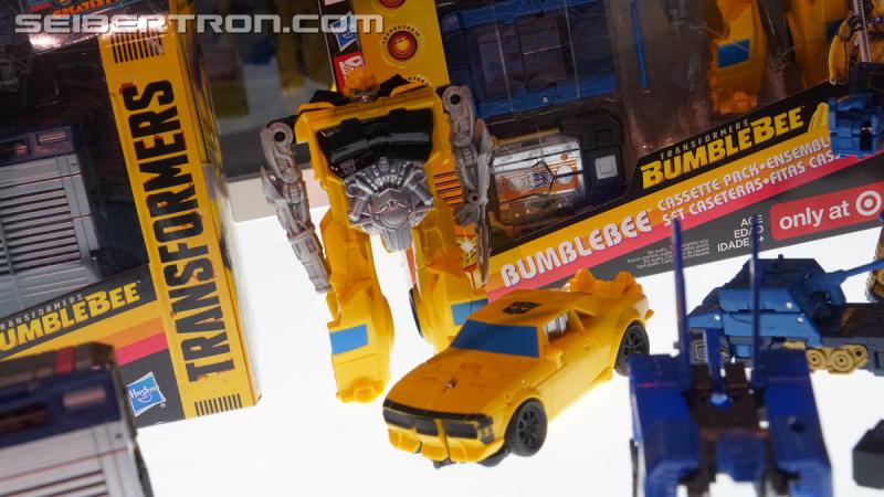 SDCC 2018: Bumblebee Movie Target exclusive products - Transformers Event: DSC06402