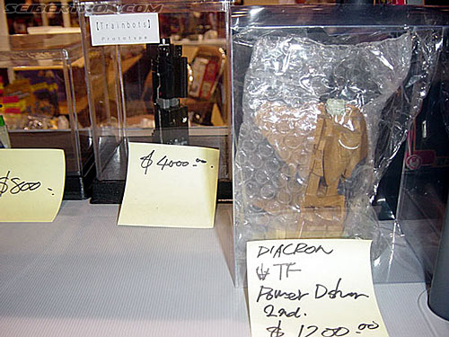 BotCon 2002: Japanese Transformers Gallery - Transformers Event: Botcon-2002-japan012