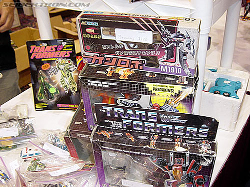 BotCon 2002: Japanese Transformers Gallery - Transformers Event: Botcon-2002-japan021