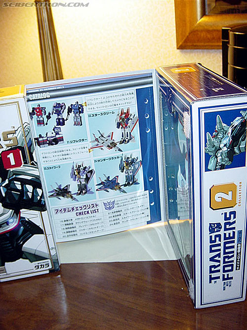 BotCon 2002: Japanese Transformers Gallery - Transformers Event: Botcon-2002-japan032