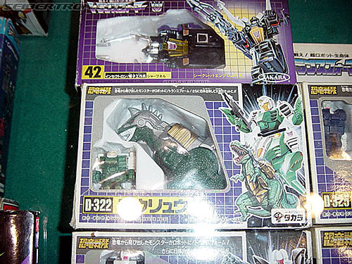 BotCon 2002: Japanese Transformers Gallery - Transformers Event: Botcon-2002-japan047