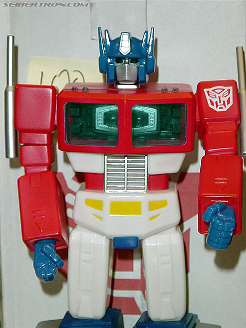 BotCon 2002: Japanese Transformers Gallery - Transformers Event: Botcon-2002-japan067