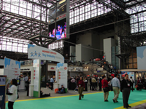 Toy Fair 2007 - New York: Toy Fair 2007 - Transformers Event: