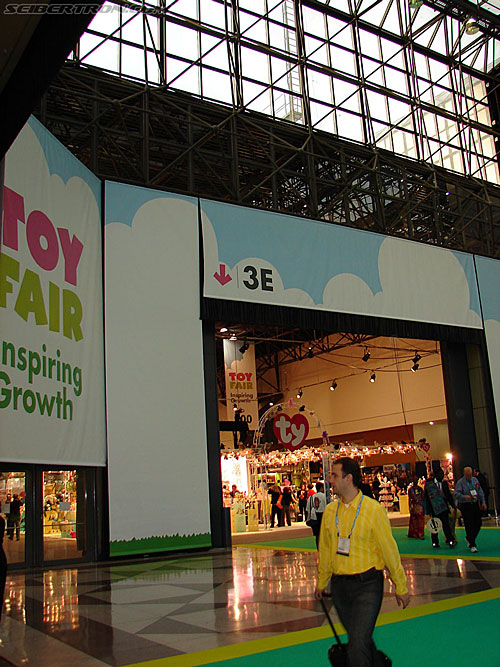 Toy Fair 2007 - New York: Toy Fair 2007 - Transformers Event: