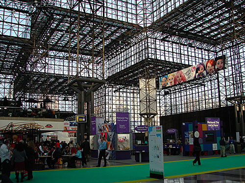 Toy Fair 2007 - New York: Toy Fair 2007 - Transformers Event: