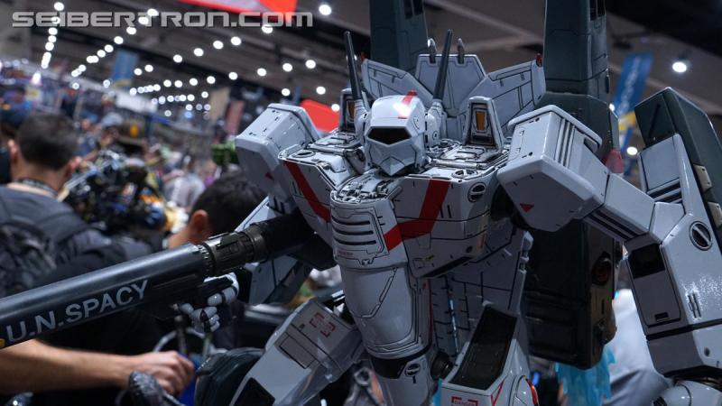 SDCC 2018: Licensed Transformers products - Transformers Event: DSC06712