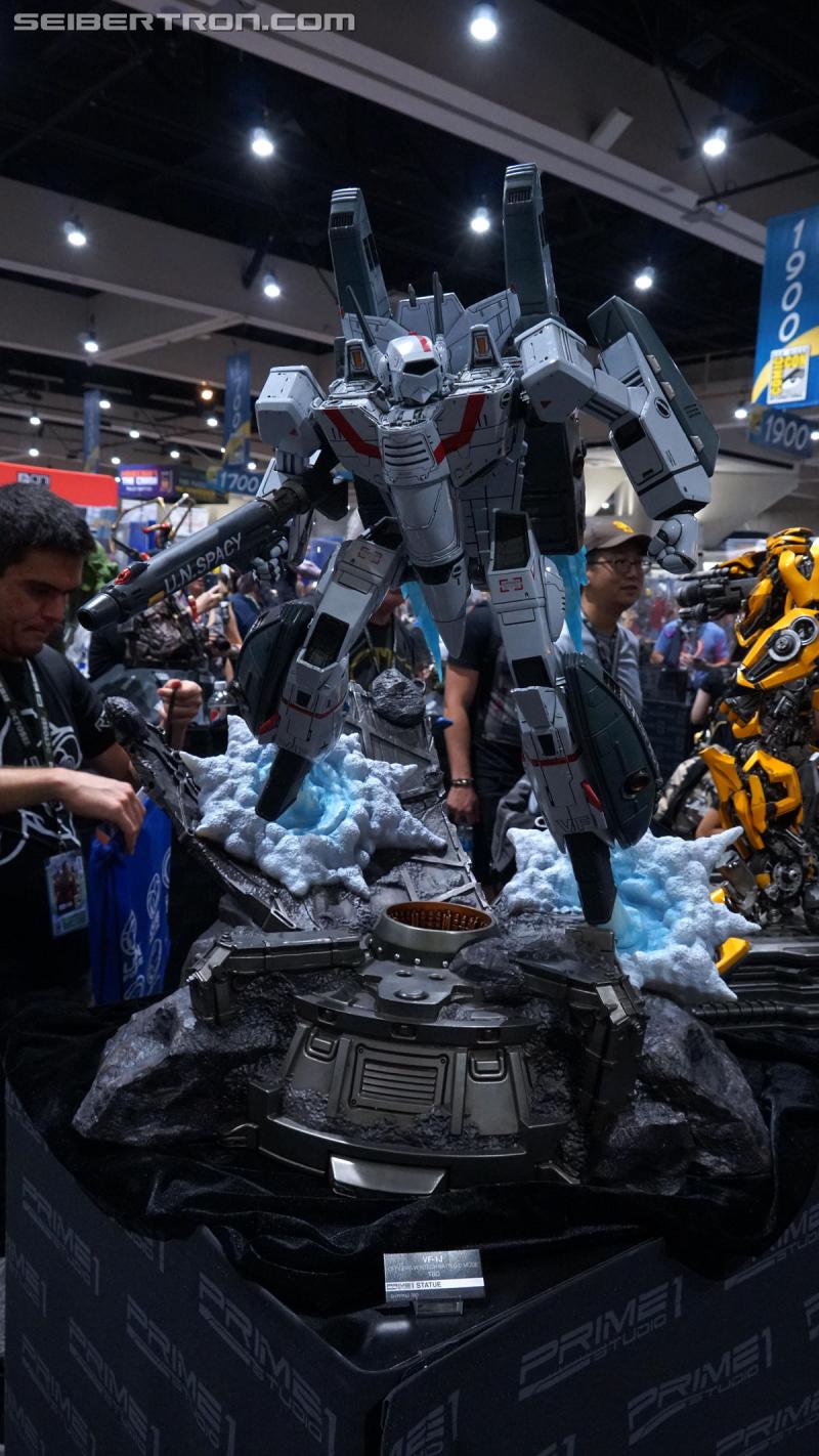 SDCC 2018: Licensed Transformers products - Transformers Event: DSC06713