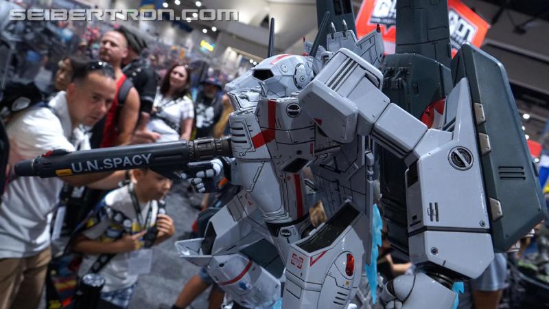 SDCC 2018: Licensed Transformers products - Transformers Event: DSC06715