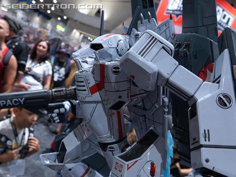 SDCC 2018: Licensed Transformers products - Transformers Event: DSC06715a