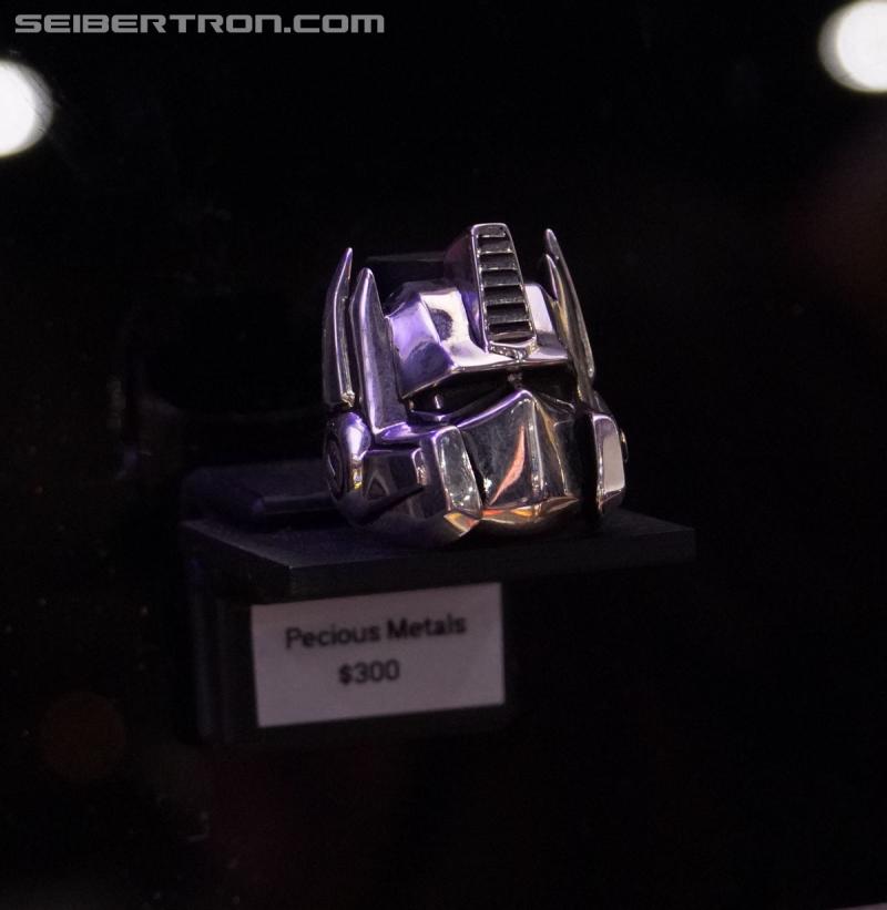 SDCC 2018: Licensed Transformers products - Transformers Event: DSC06889a