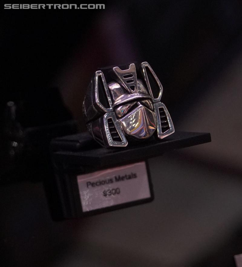SDCC 2018: Licensed Transformers products - Transformers Event: DSC06892a