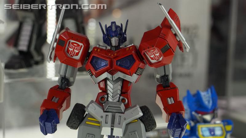 SDCC 2018: Licensed Transformers products - Transformers Event: DSC06912