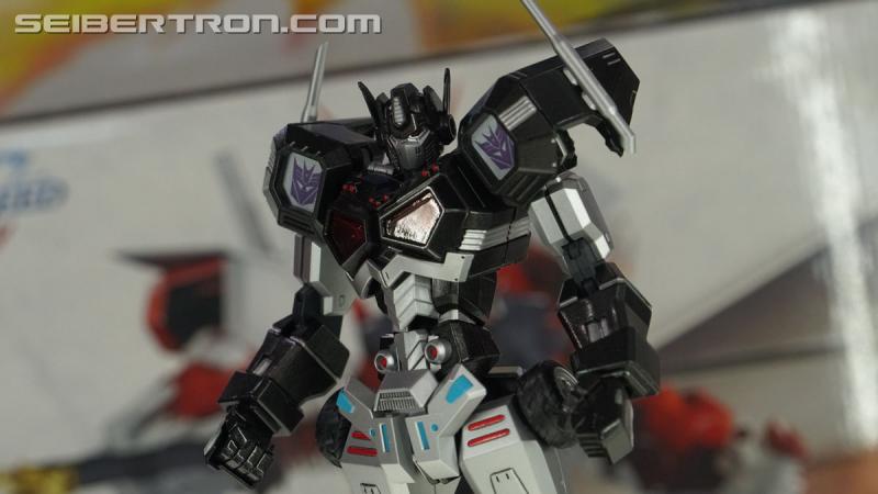 SDCC 2018: Licensed Transformers products - Transformers Event: DSC06918