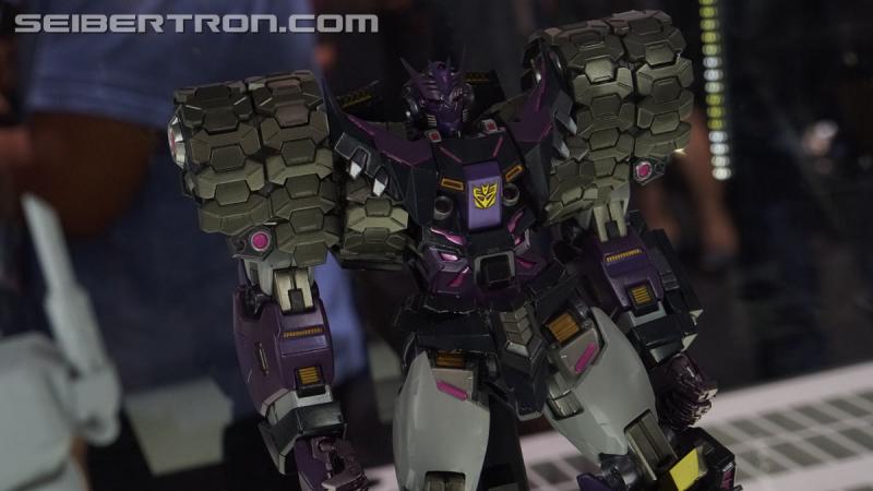 SDCC 2018: Licensed Transformers products - Transformers Event: DSC06927