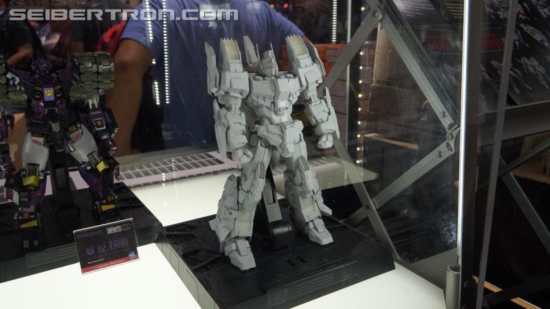 SDCC 2018: Licensed Transformers products - Transformers Event: DSC06929