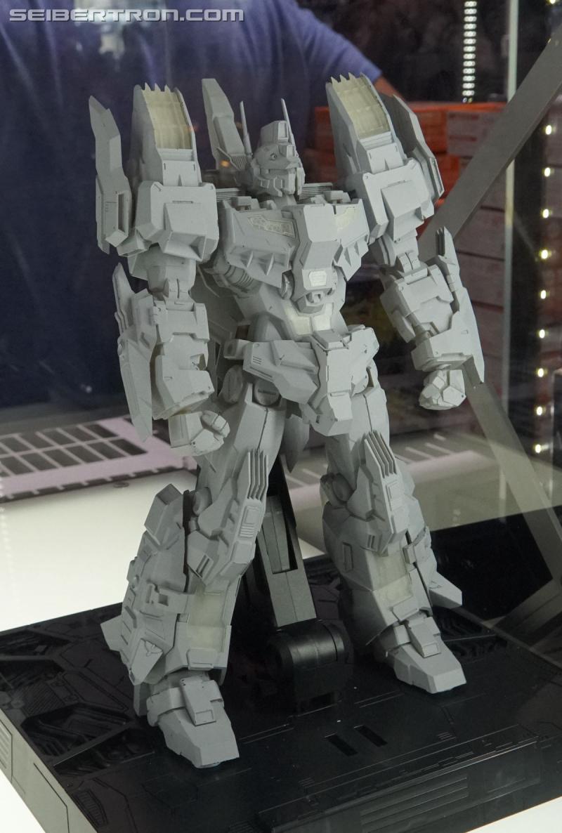 SDCC 2018: Licensed Transformers products - Transformers Event: DSC06929a