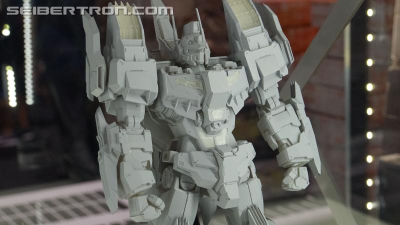 SDCC 2018: Licensed Transformers products - Transformers Event: DSC06930