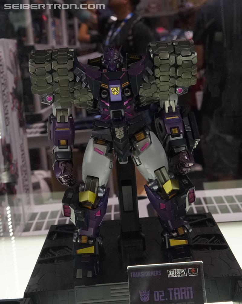 SDCC 2018: Licensed Transformers products - Transformers Event: DSC06934a