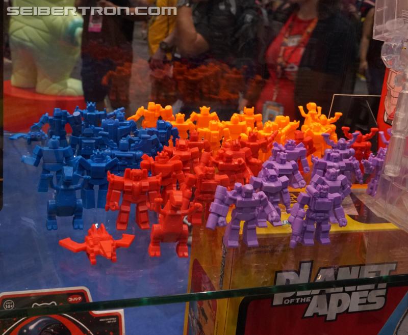 SDCC 2018: Licensed Transformers products - Transformers Event: DSC06949a