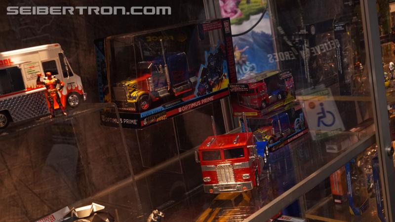 SDCC 2018: Licensed Transformers products - Transformers Event: DSC06988
