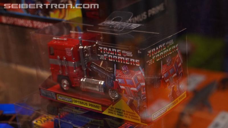 SDCC 2018: Licensed Transformers products - Transformers Event: DSC06994