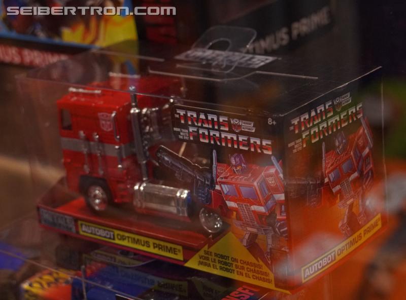 SDCC 2018: Licensed Transformers products - Transformers Event: DSC06994a