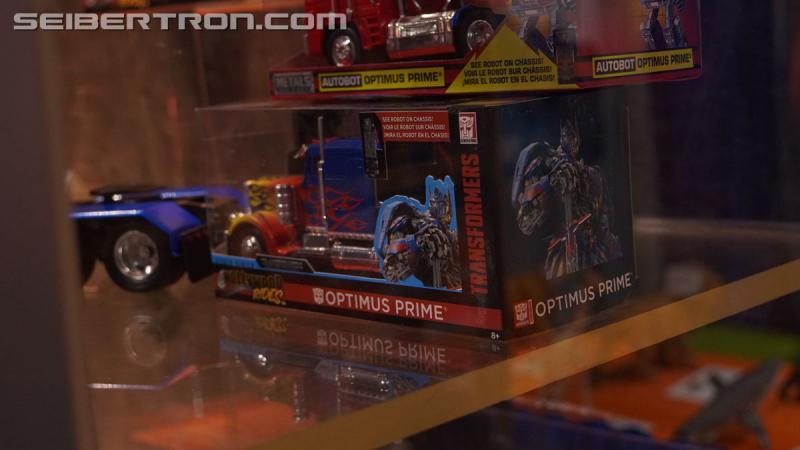 SDCC 2018: Licensed Transformers products - Transformers Event: DSC06995