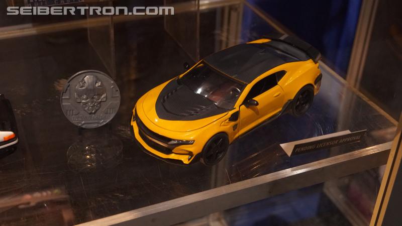 SDCC 2018: Licensed Transformers products - Transformers Event: DSC06997