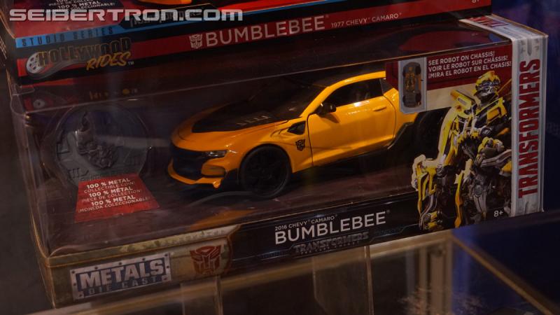 SDCC 2018: Licensed Transformers products - Transformers Event: DSC07002