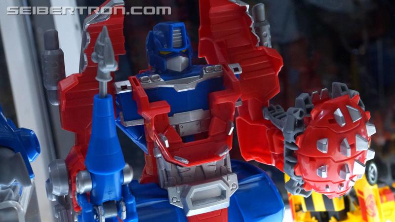 SDCC 2018: Transformers Rescue Bots products - Transformers Event: DSC06756