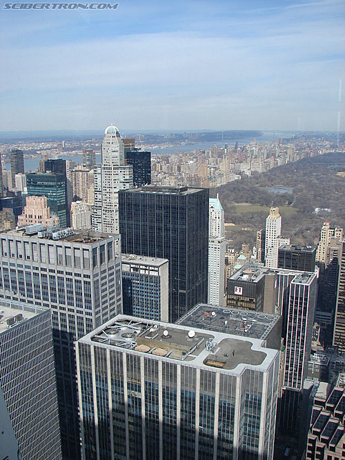 Toy Fair 2007 - New York: Rockefeller Center - Transformers Event: