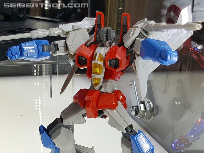 NYCC 2018: NYCC 2018: Flame Toys Transformers Products - Transformers Event: Flame Toys 005