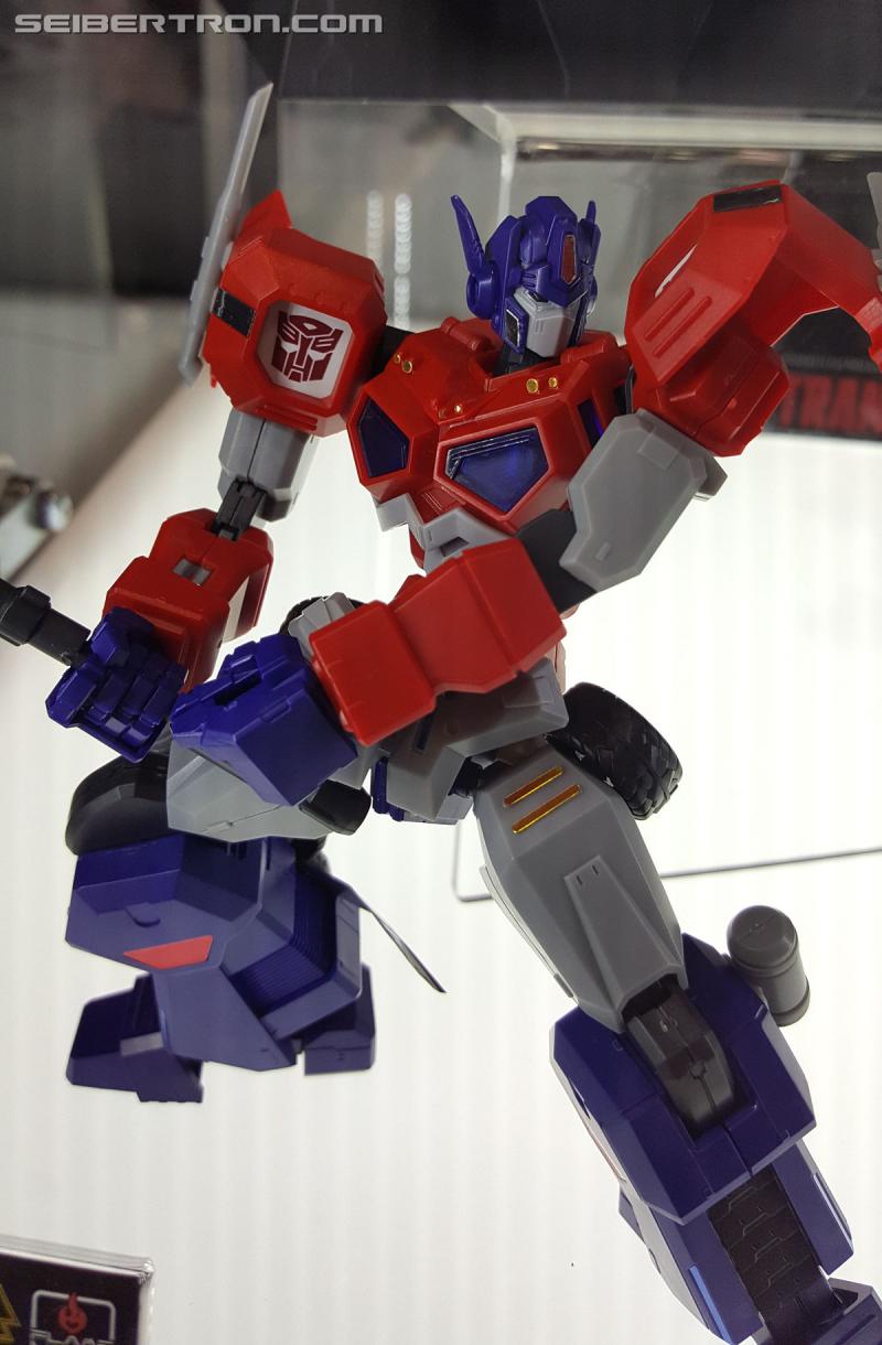 NYCC 2018 - NYCC 2018: Flame Toys Transformers Products