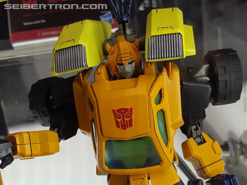 NYCC 2018: NYCC 2018: Flame Toys Transformers Products - Transformers Event: Flame Toys 035