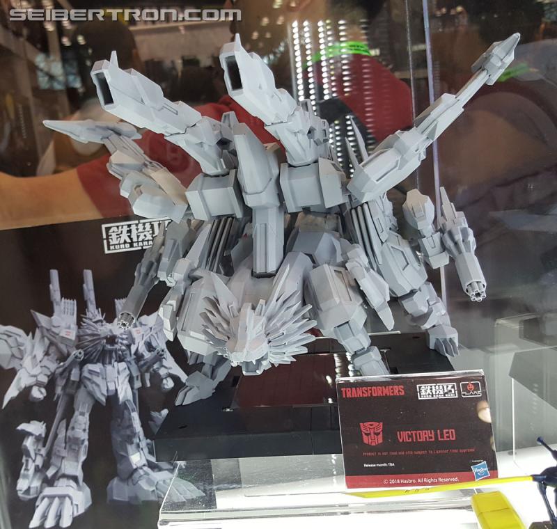 NYCC 2018: NYCC 2018: Flame Toys Transformers Products - Transformers Event: Flame Toys 040
